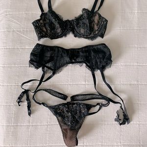 Victoria secret matching lingerie set